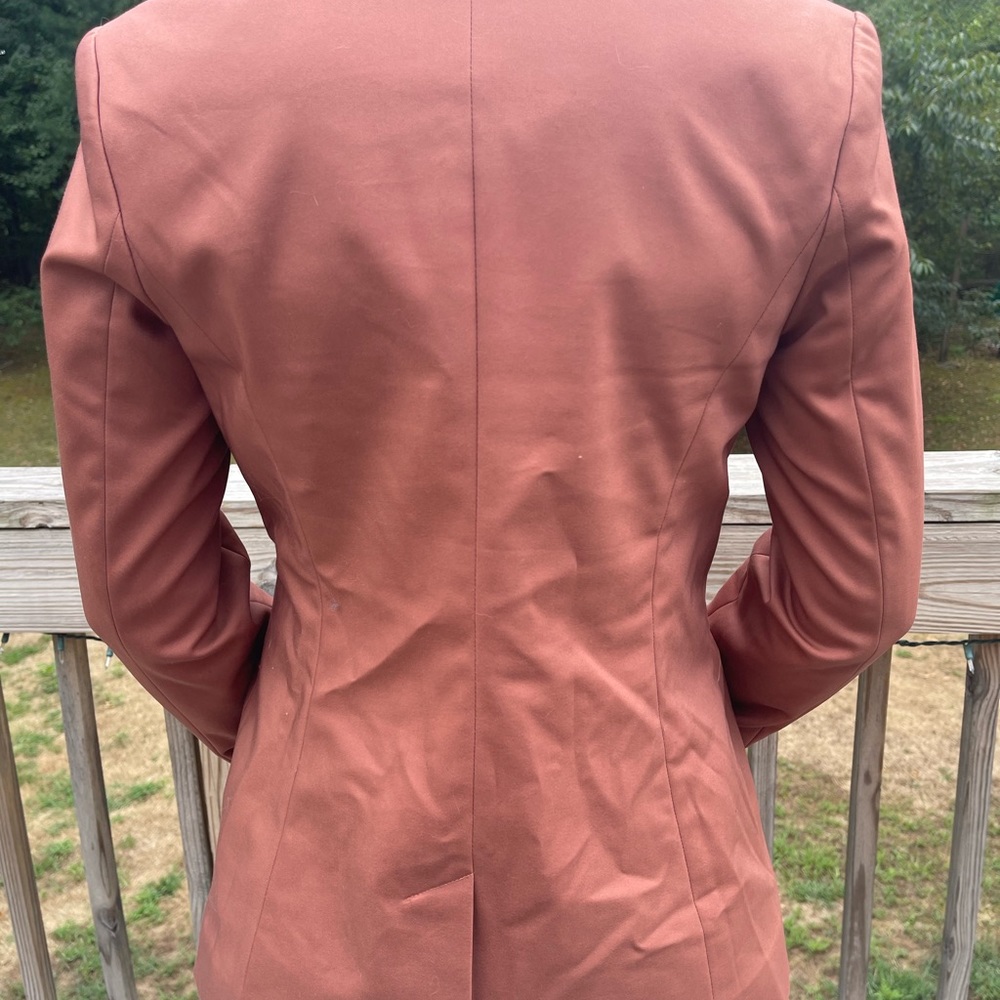 Fitted suit jacket - Picture 2 of 2